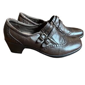 Elegant Brown Women's Heeled Loafers